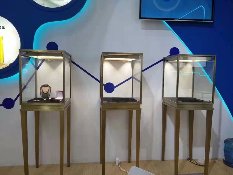 不(bù)鏽鋼展櫃 (2)_調整大(dà)小(xiǎo).jpg